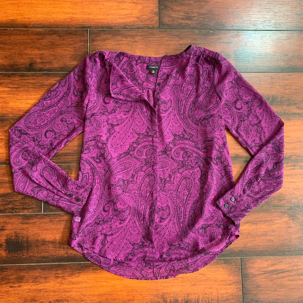 Women’s purple and black paisley patterned blouse!
